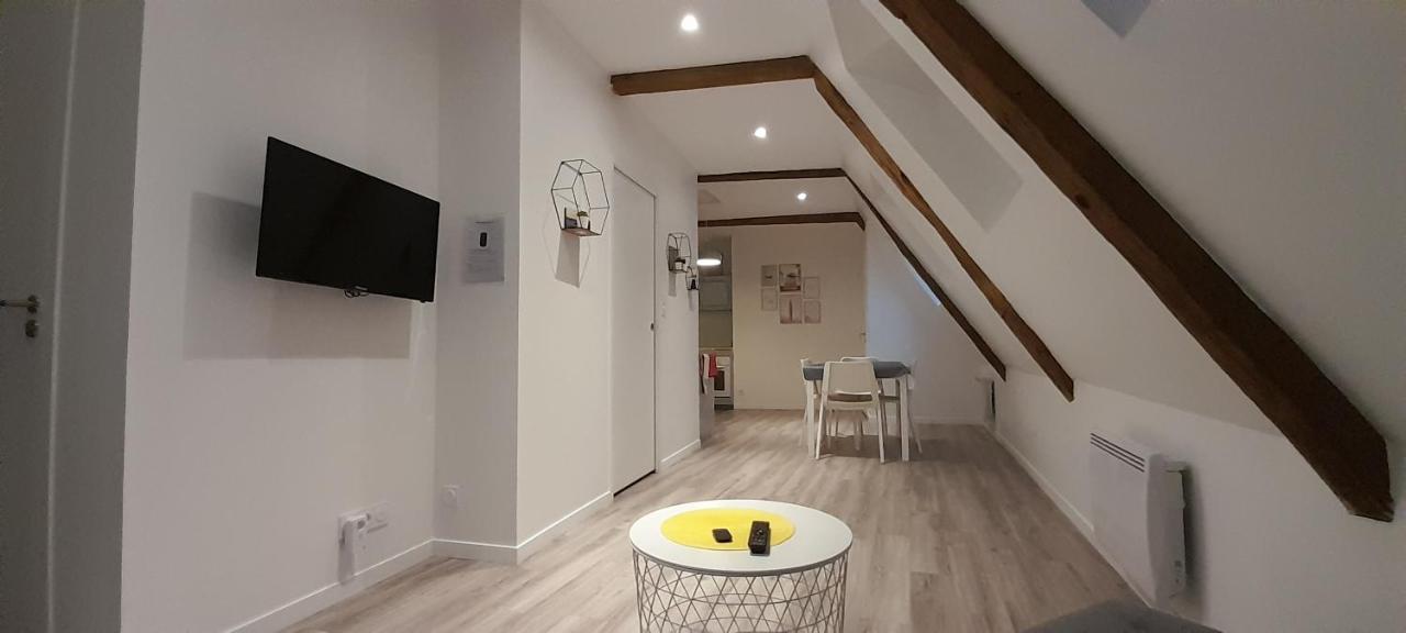 Appartement Dans Maison De 1789 Au Centre De Vitre Экстерьер фото